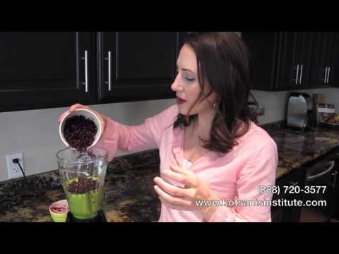 Grapevine, TX | How to Make a Berry Healthy Smoothie | Kotsanis Institute